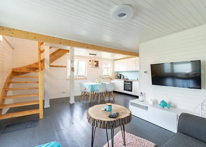 Hacienda-debina * Debina (Ustka)